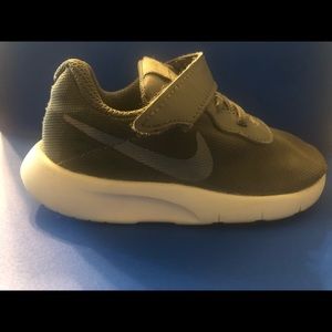 Nike Tanjuns (Toddler)